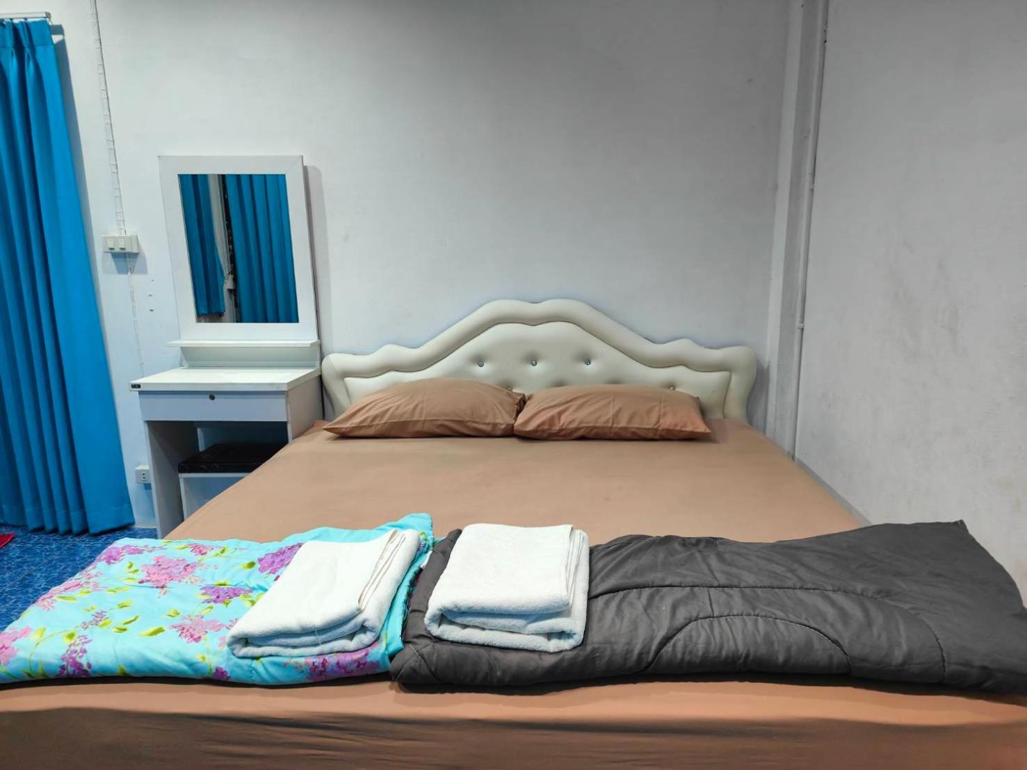 Haadrin Homestay Hatrin Kültér fotó